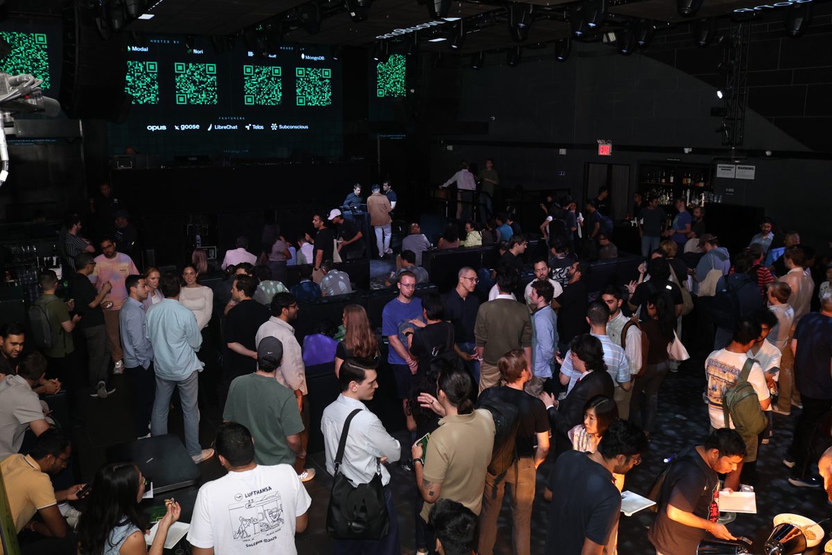 Packed crowd networking
